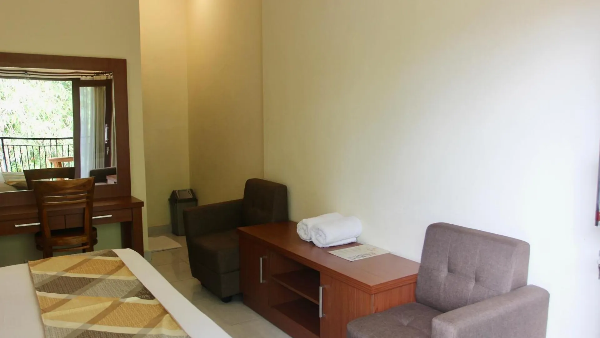 Guesthouse Gusti Putu Oka Ubud  Guest house Ubud (Bali)