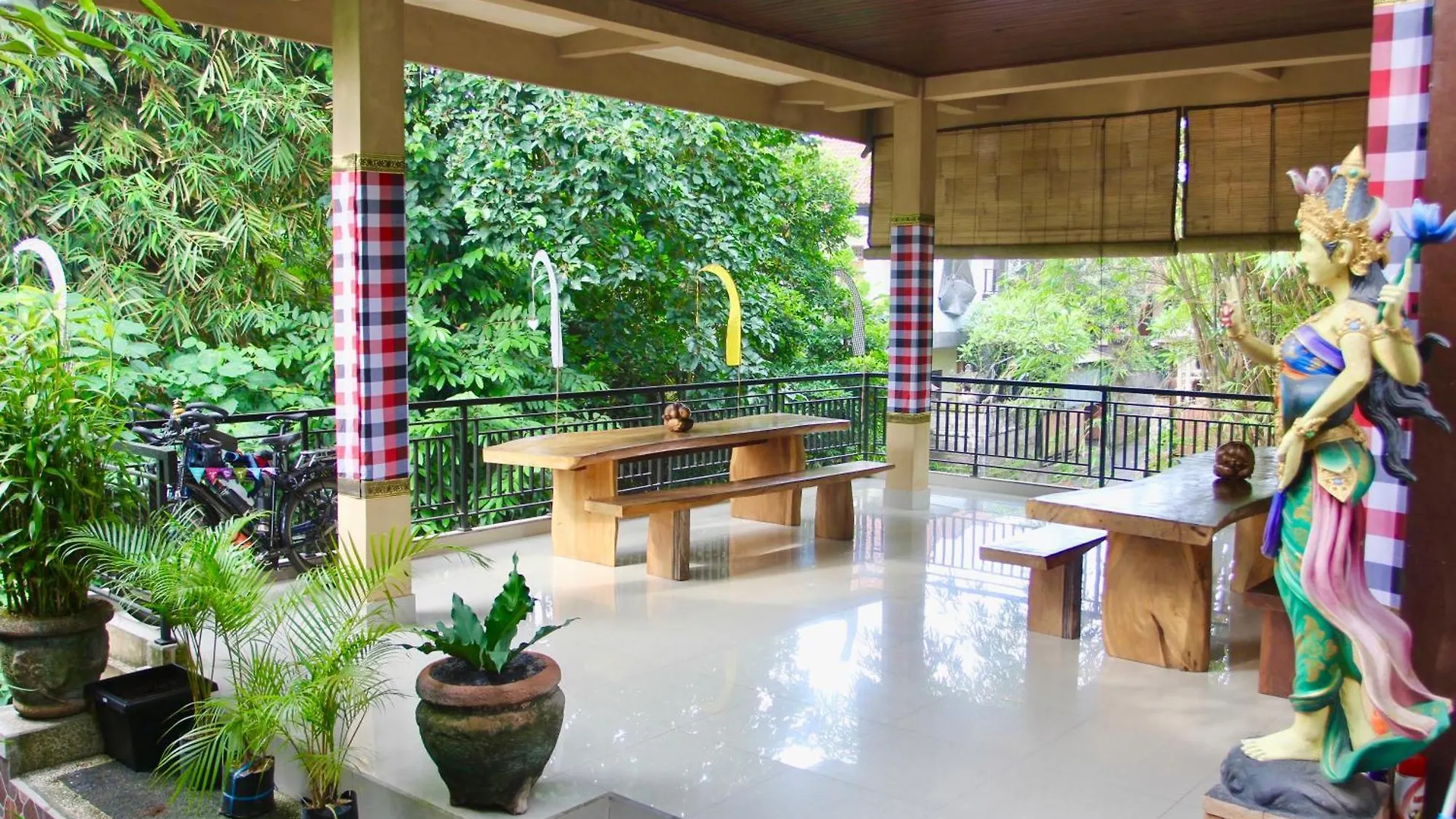Guesthouse Gusti Putu Oka Ubud 2*,
